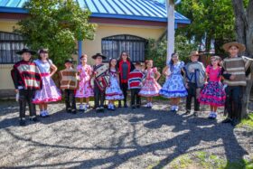 Escuela Básica Talca participa en el 6° encuentro de cueca infantil “Pañuelitos del Edén”