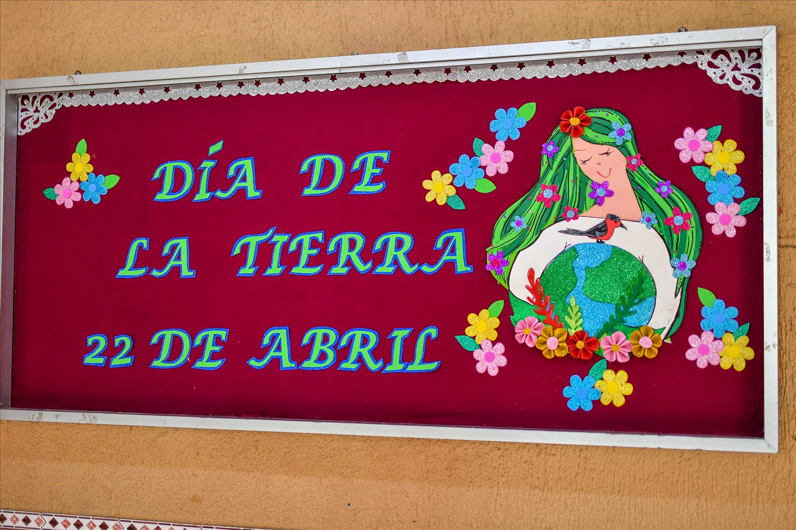 Acto cívico primeros básicos “Día de la Tierra, 23 de Abril”