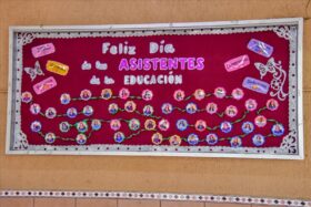 Acto cívico “Día del Asistente de la Educación”